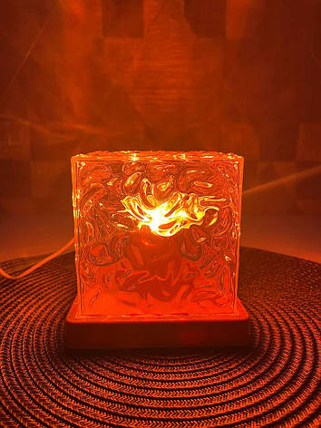 Настільна світлодіодна лампа-нічник з ефектом водяної хвилі RGB КУБ "Crystal Cube" з пультом, прозора., фото 1