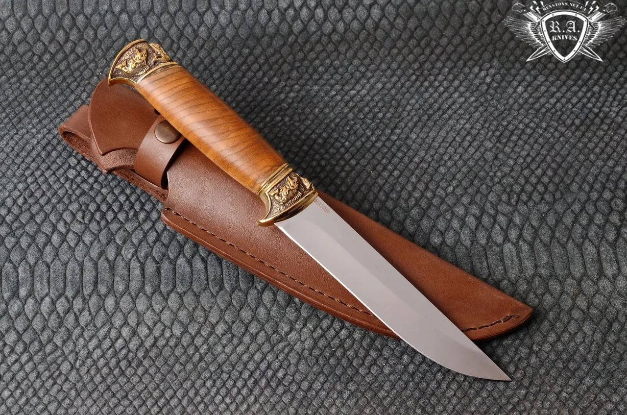 Ніж ручної роботи "Окунь" 155х32х2.4мм з інструментальної сталі та ручкою з горіха, фото 1