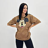 Трикотажна жіноча футболка оверсайз із принтом мікі модна турецька футболка варенка базова розмір 50-52, фото 6