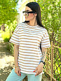 Подовжена жіноча футболка біла в смужку трикотажна якісна турецька футболка оверсайз з принтом, фото 4