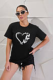 Базова жіноча футболка з принтом серце трикотажна красива футболка на літо бавовняна, фото 2