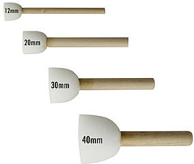 Даубер (dauber) — інструмент для нанесення аквагриму