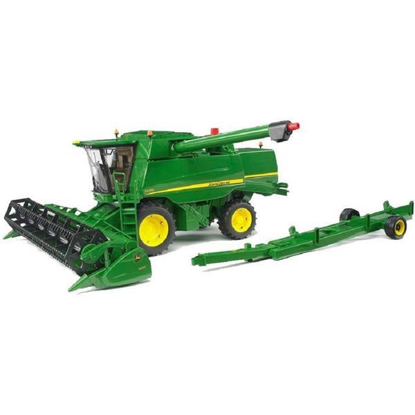 Модель Bruder Комбайн John Deere Combine Harvester T670i
