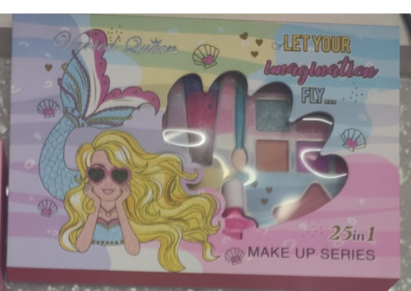 Набір дитячої косметики VQ001 тіні помада лак у коробці, фото 1