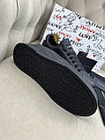 Кросівки чоловічі шкіряні чорного кольору з об'ємним лого, фото 5