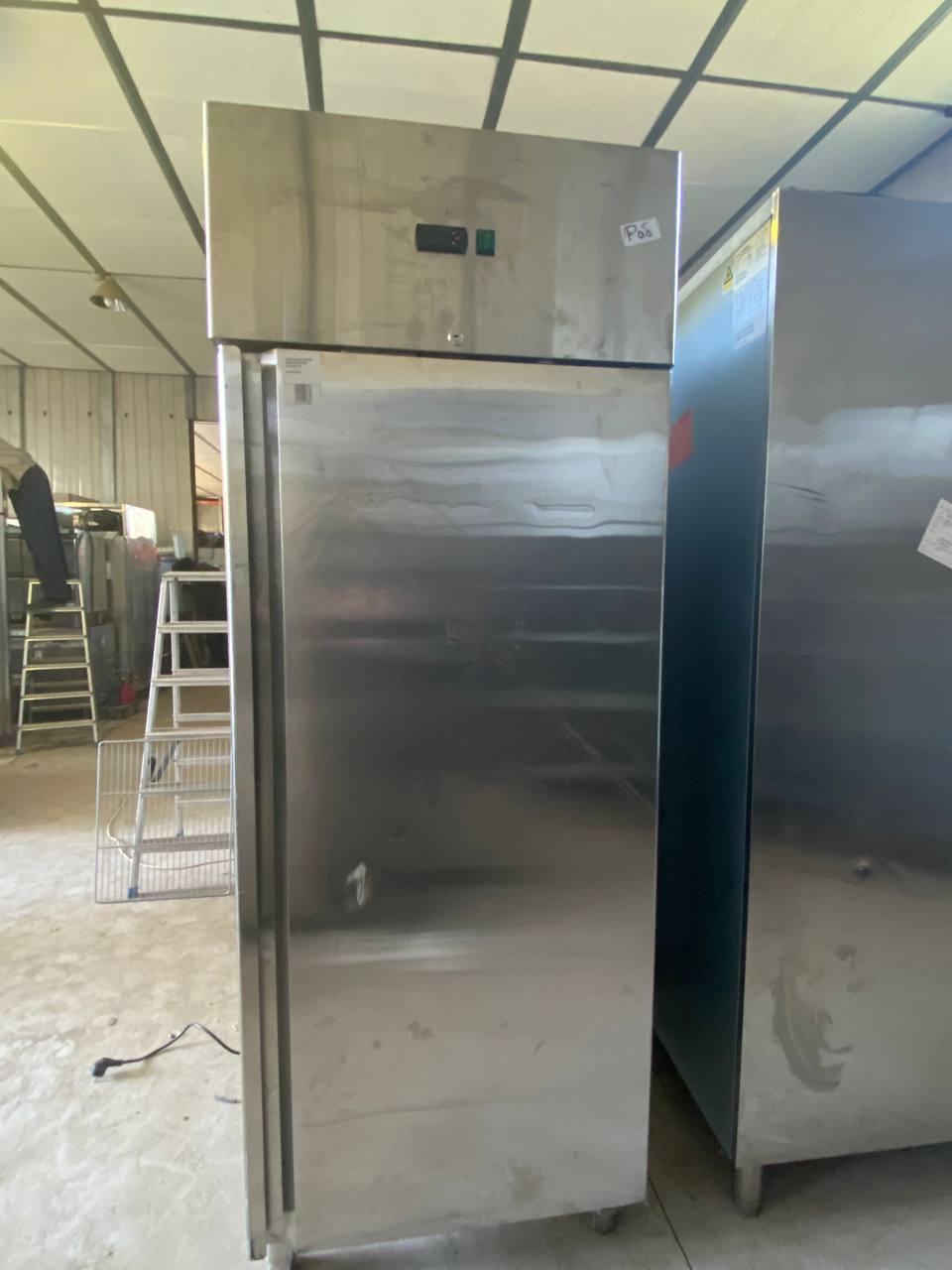 Холодильна шафа GASTRO HERO GNH650 TN  2019  б/у