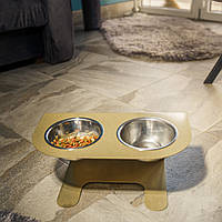 Столик з мисками для собак та кішок
