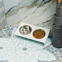 Столик з мисками для собак та кішок