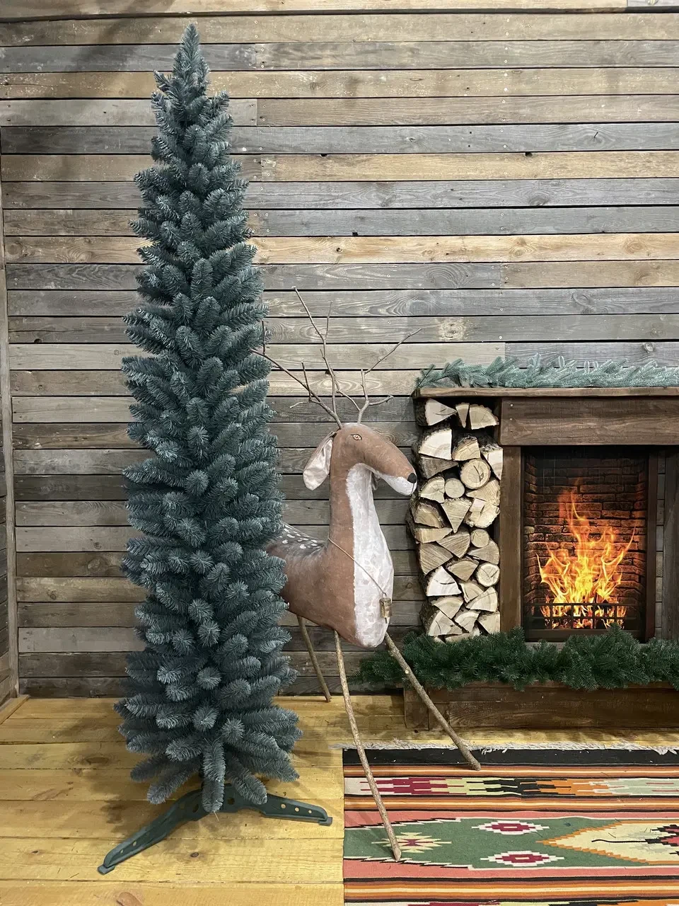 Блакитна новорічна штучна ялинка Хвоя Альпійська на пластиковій підставці 180 см, фото 1