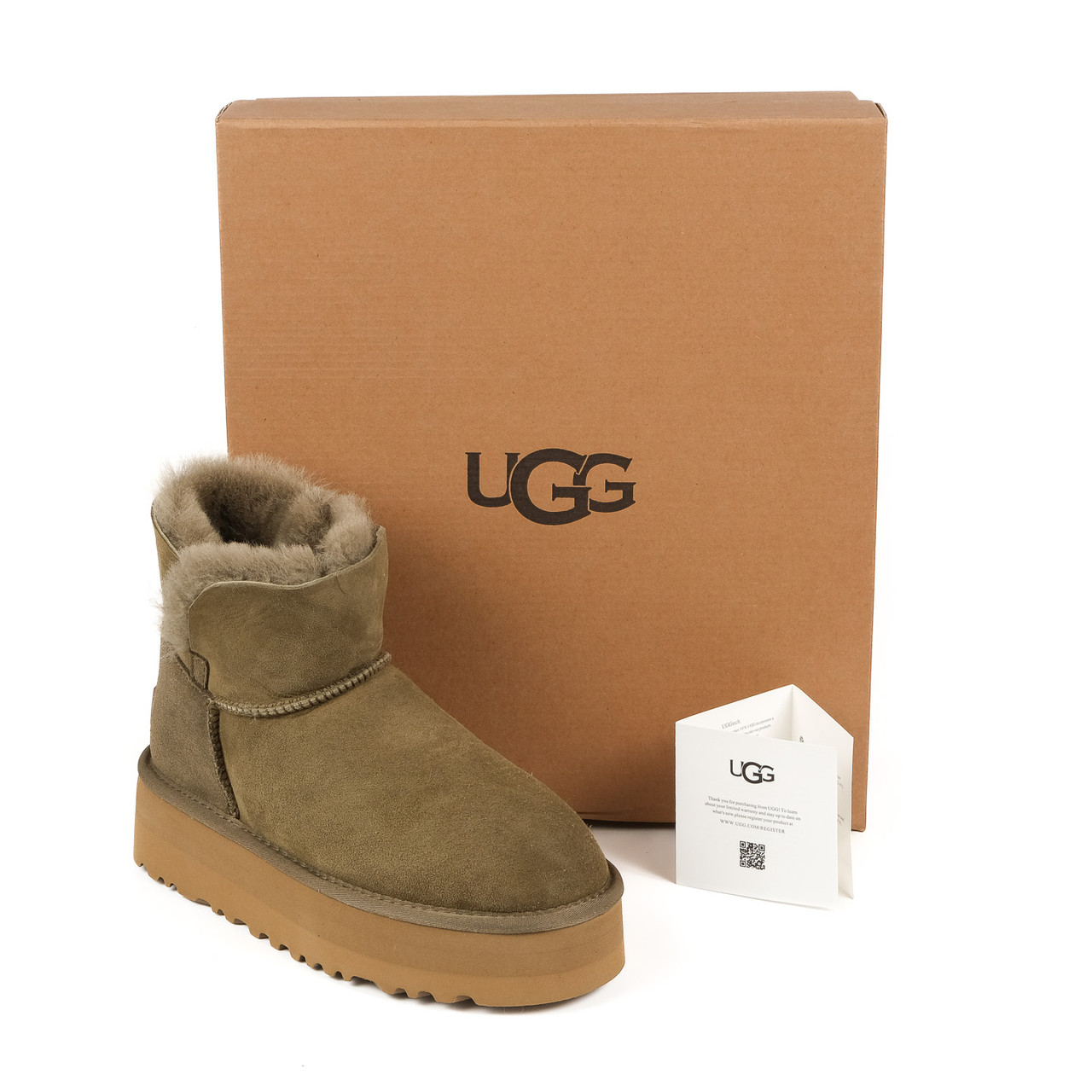 Замшеві жіночі уггі на платформі UGG Australia (колір олівка)