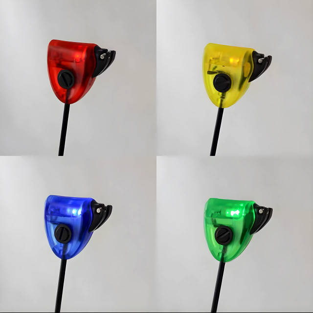 Көктебелдегі жағажайда жалаңаш