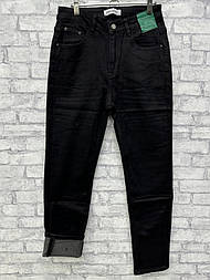 Жіночі теплі джинси з високою посадкою в чорному кольорі на байці