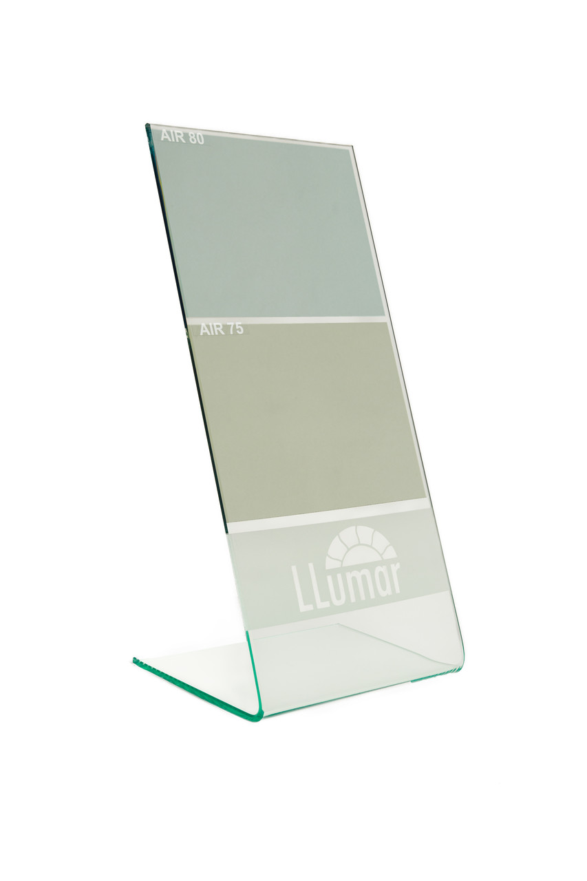 Стенд автомобільних плівок LLumar AIR