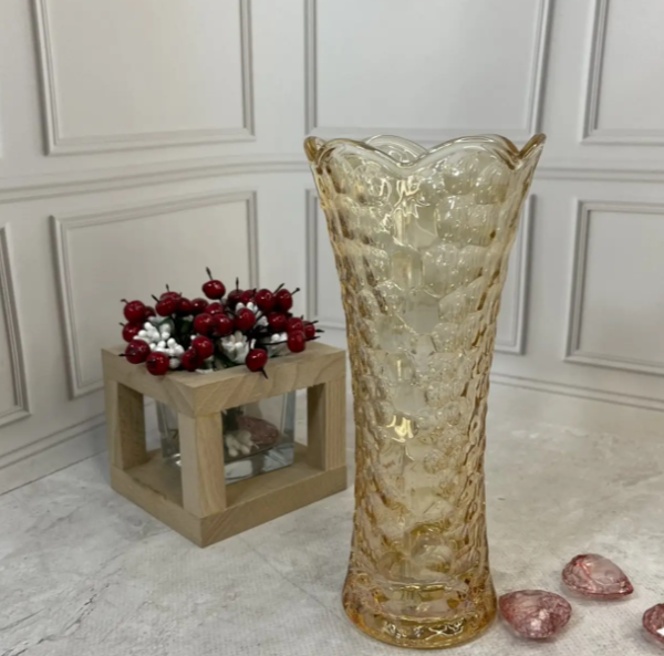 Золота скляна ваза Helios Мунлайт Амбер фігурна 194 мм (DSHP128-1C/L1HA)