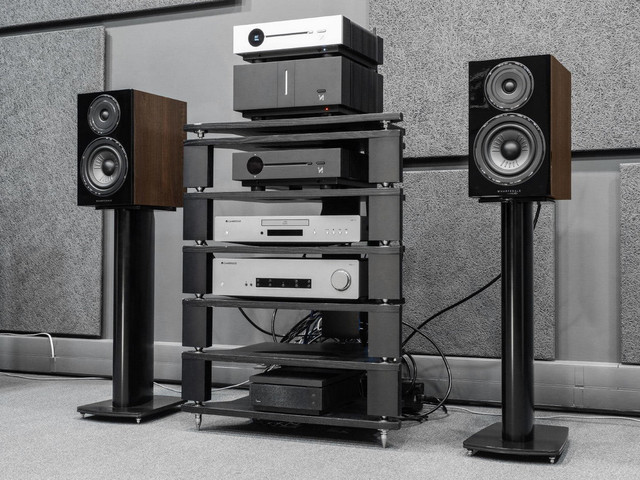 Wharfedale Diamond 12.2