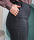 Жіночі штани «Христина» сірого кольору в клітинку с завищеною талією з 46 по 60 р, фото 3
