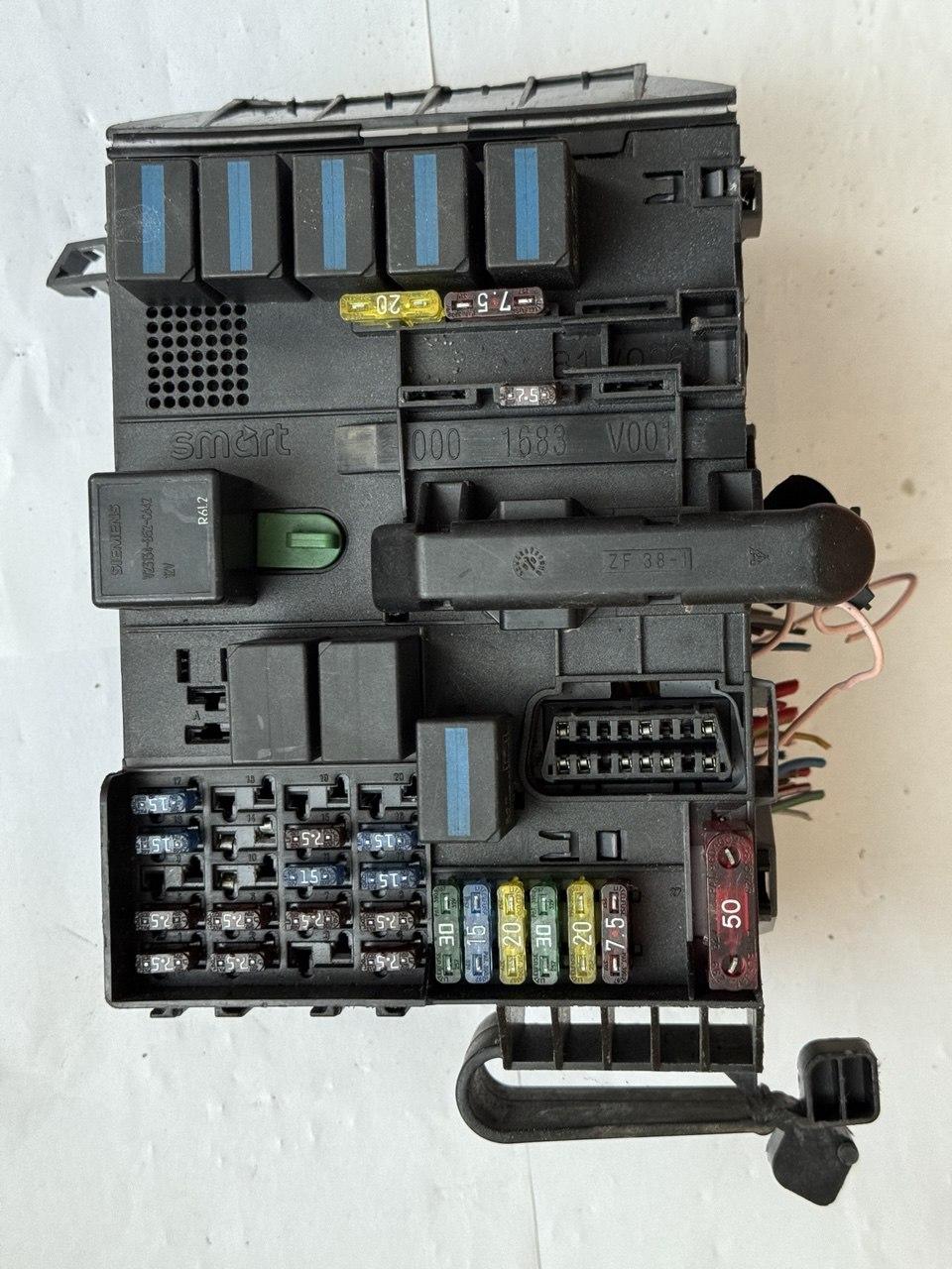 Електронний блок керування Smart 000 1683 V001 / 0001683V001