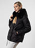 Жіночий зимовий пуховик з теплим хутром зручна куртка коротка чорна, фото 2