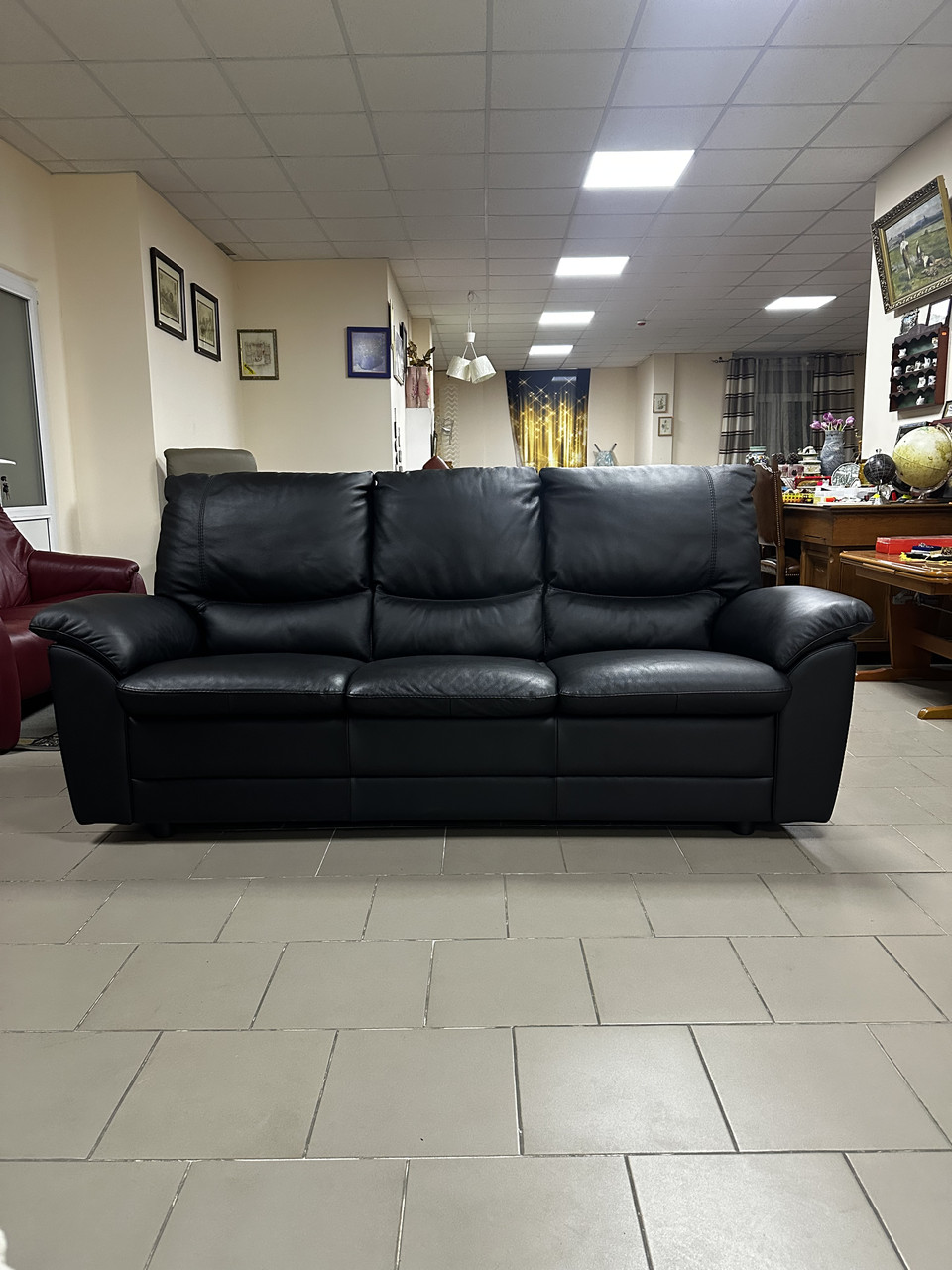 Чорний шкіряний диван-трійка, Італія, на натуральну шкіру, фото 1