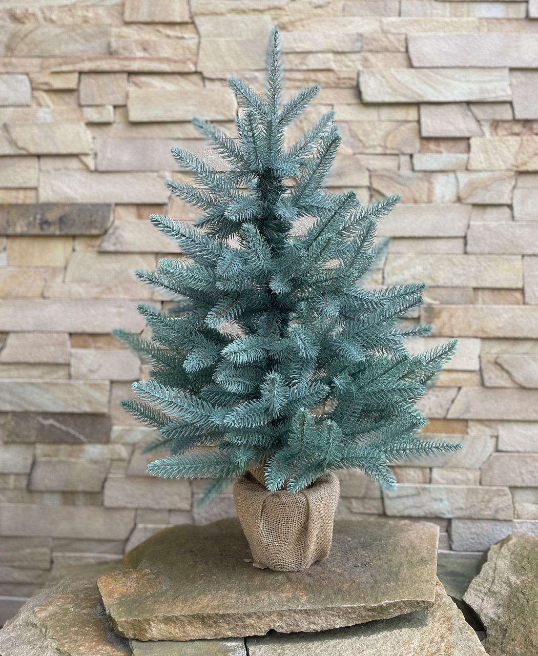 Ялинка Classic лита пишна в мішковині 70 см блакитна, фото 1