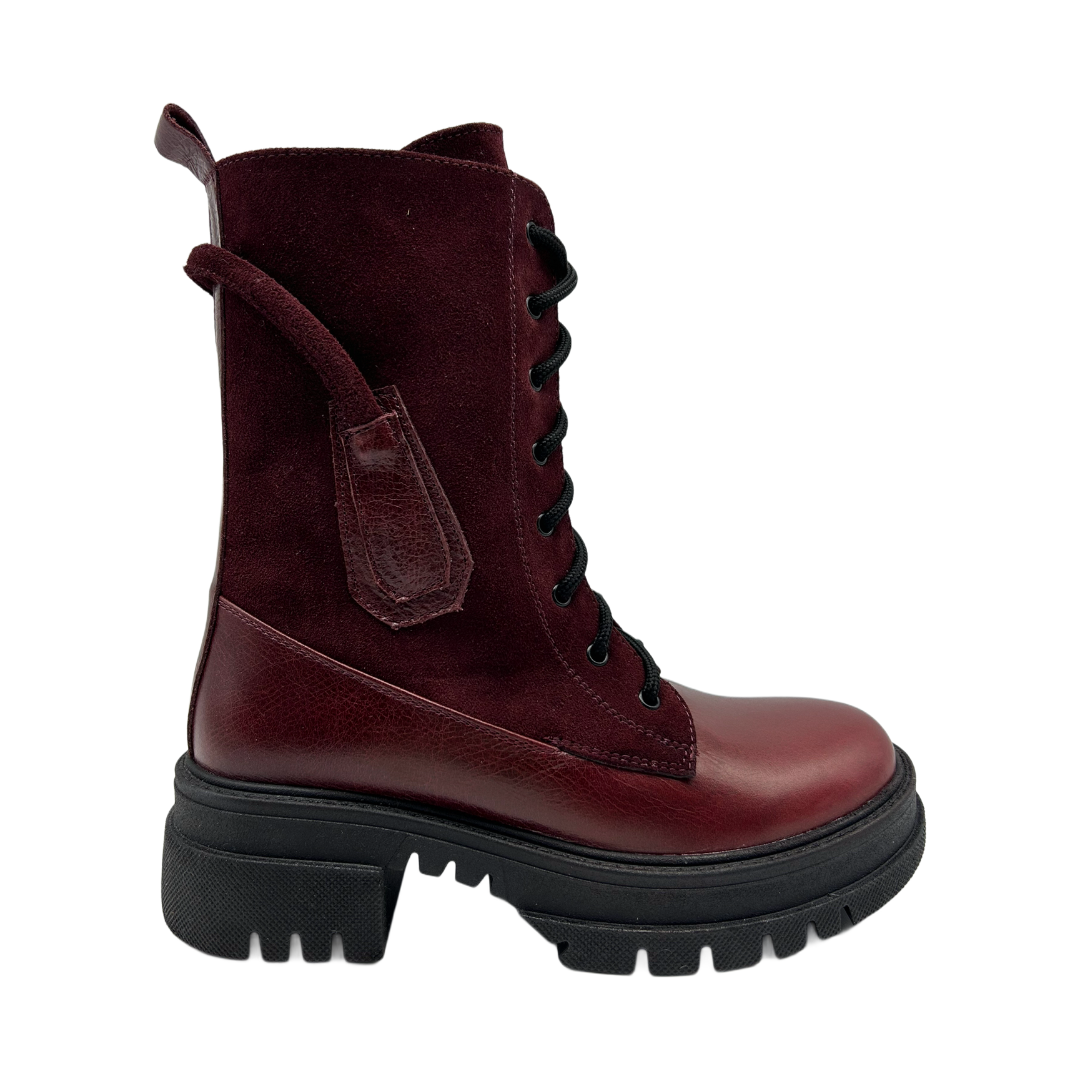 Черевики жіночі зимові на тракторній підошві зі шкіри та замші бордового кольору “Style Shoes”, фото 1
