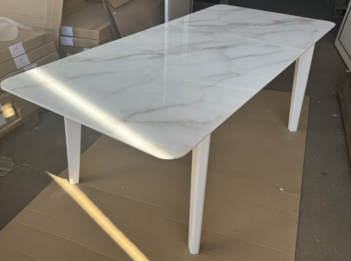 Стіл обідній Модерн  Fusion Furniture, колір ваніль + скло мармур