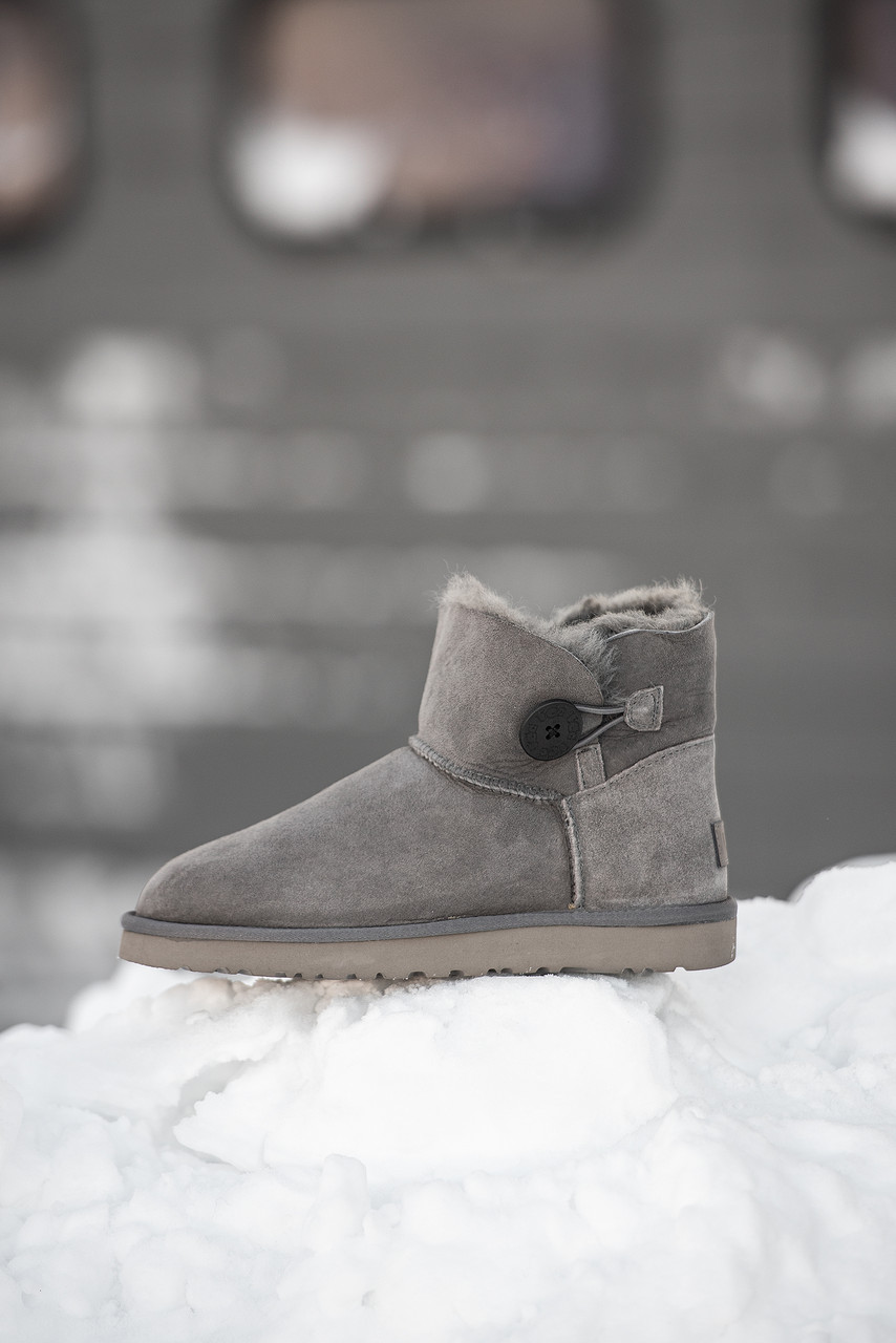 Зимові Жіночі Черевики UGG Mini Bailey Button Grey | сірі з ґудзиком, розміри 36–39, фото 1