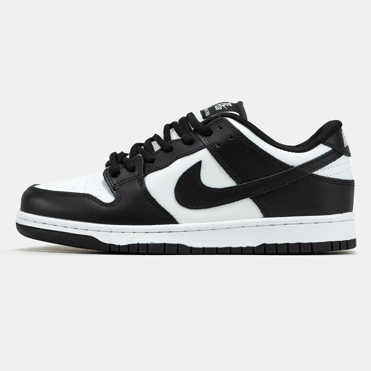 Зимові Кросівки Nike SB Dunk Low Black White Winter Fur | чорні з білими акцентами та хутром, розміри 37–45 (унісекс), фото 1