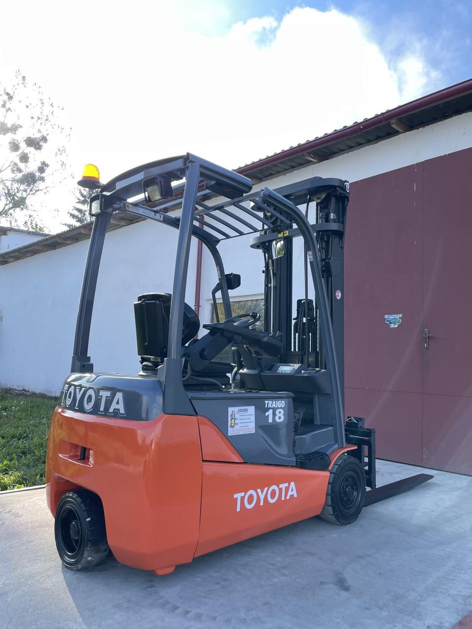 Навантажувач кара  1120 Toyota 8FBEKT18 1,8т 5,4 м  мачта TRIPLEX