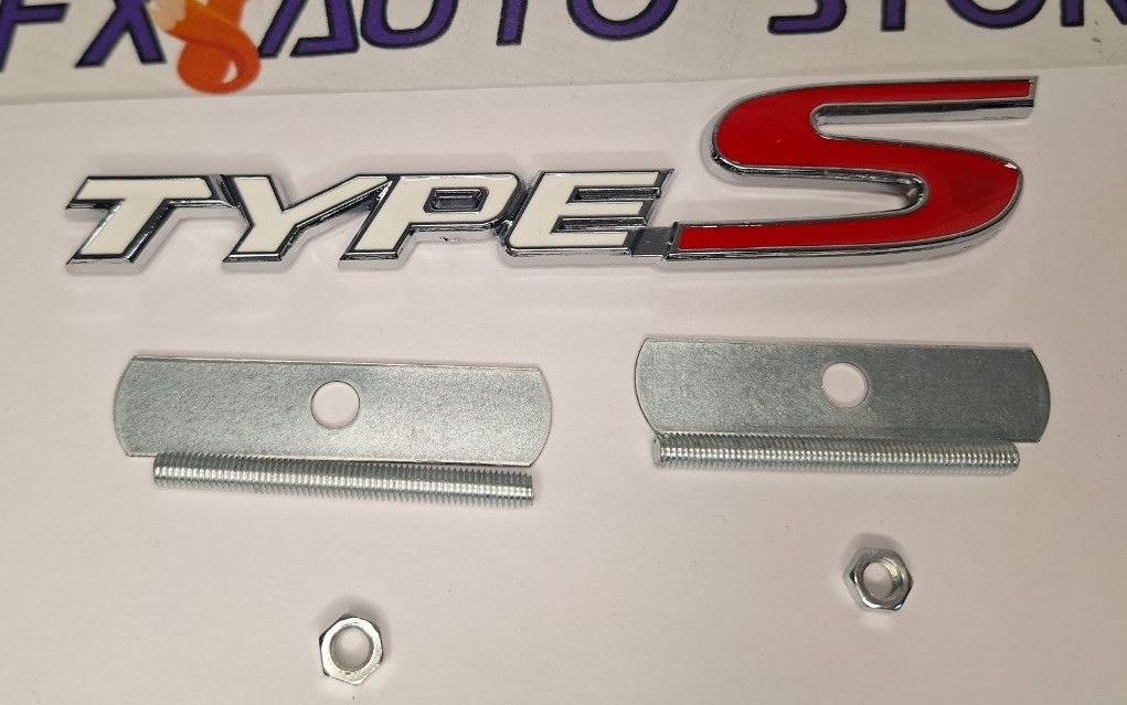 Емблема шильдік логотип TYPE S червона+біла з хром кантом + крепления, фото 1