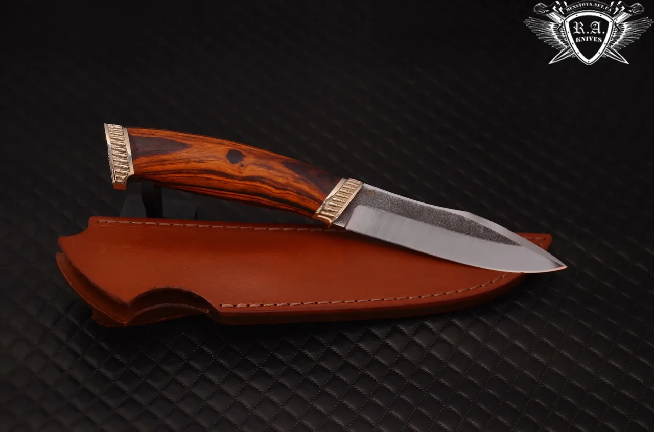 Ніж ручної роботи "Захисний" 120х26х4мм з неіржавкої сталі та ручкою з айронвуда, фото 1