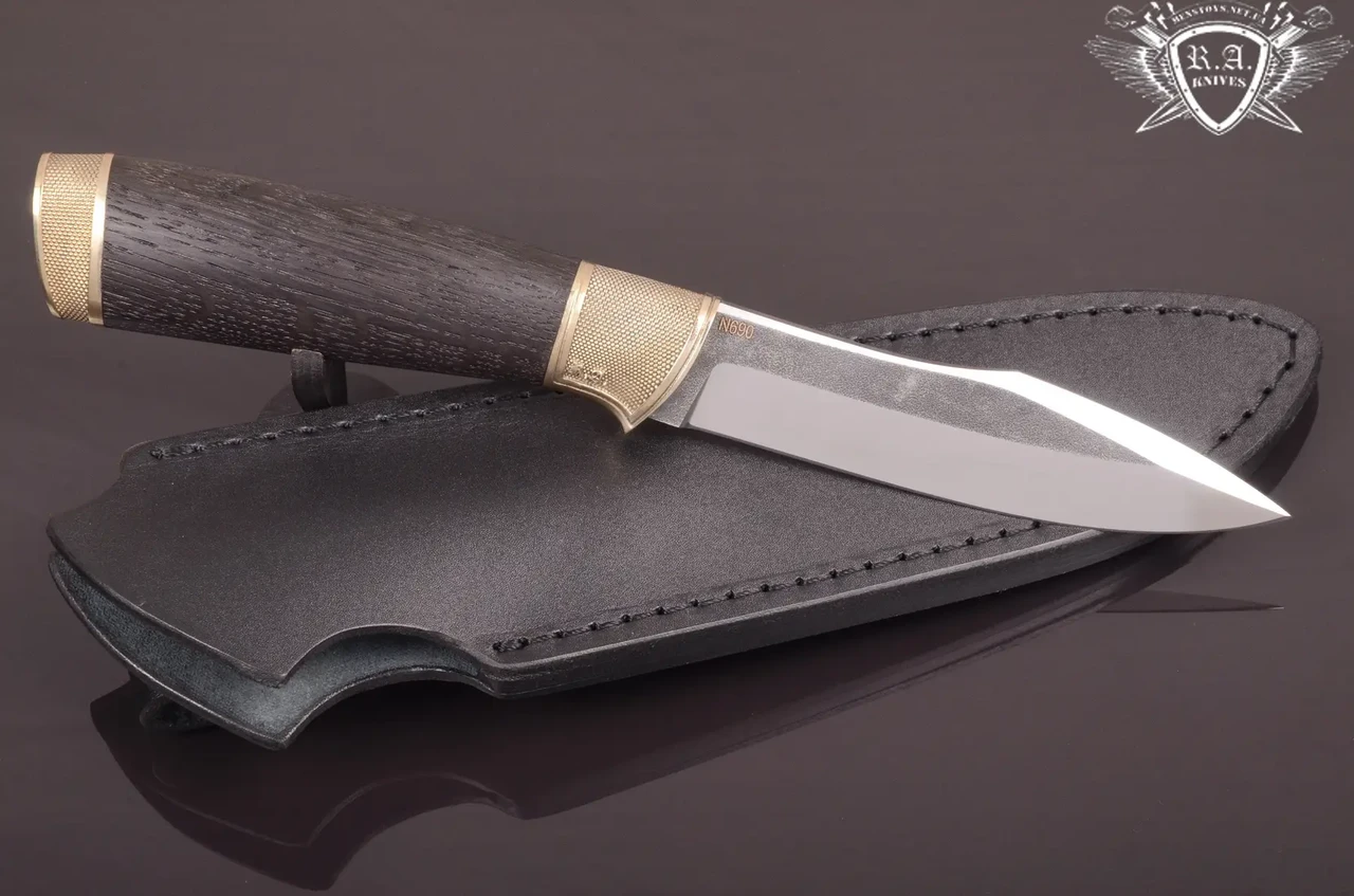 Ніж ручної роботи "Щит" 120х28х4.2мм із неіржавкої сталі та колодкою з морського дуба, фото 1