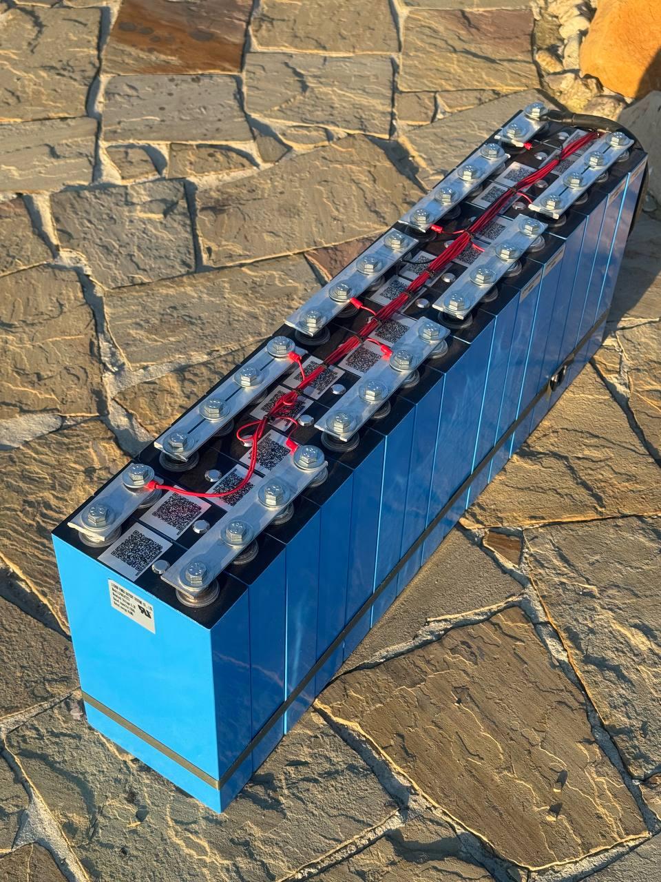 LiFePO4 8S2P 24V 260Ah 6.6kW