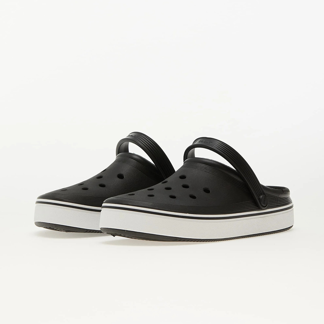 Зручні клоги Crocs Off Court Clog оригінал