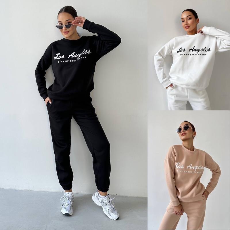 Теплий жіночий костюм джоггери та світшот з принтом los angeles, фото 1