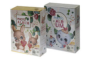 Фотоальбом у картонній коробці, 200 фото 10*15, 26,5*21*5,5см Зайці та морські котики