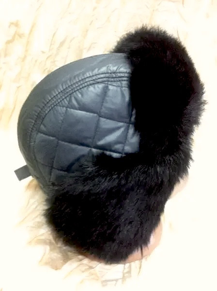 Чоловіча вушанка з плащової тканини сірого і чорного хутра кролика - фото 1 - id-p189907004