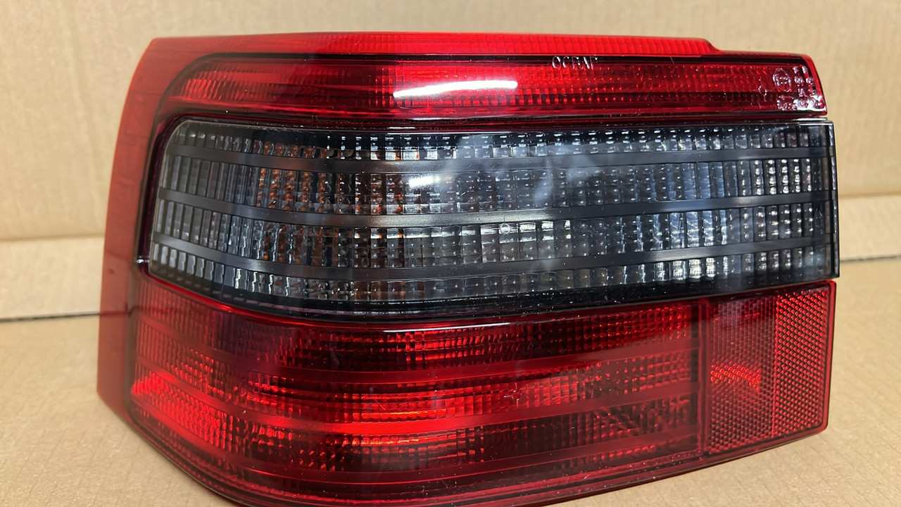 Ліхтар задній 2110 лівий зовнішній (оригінал), фото 1