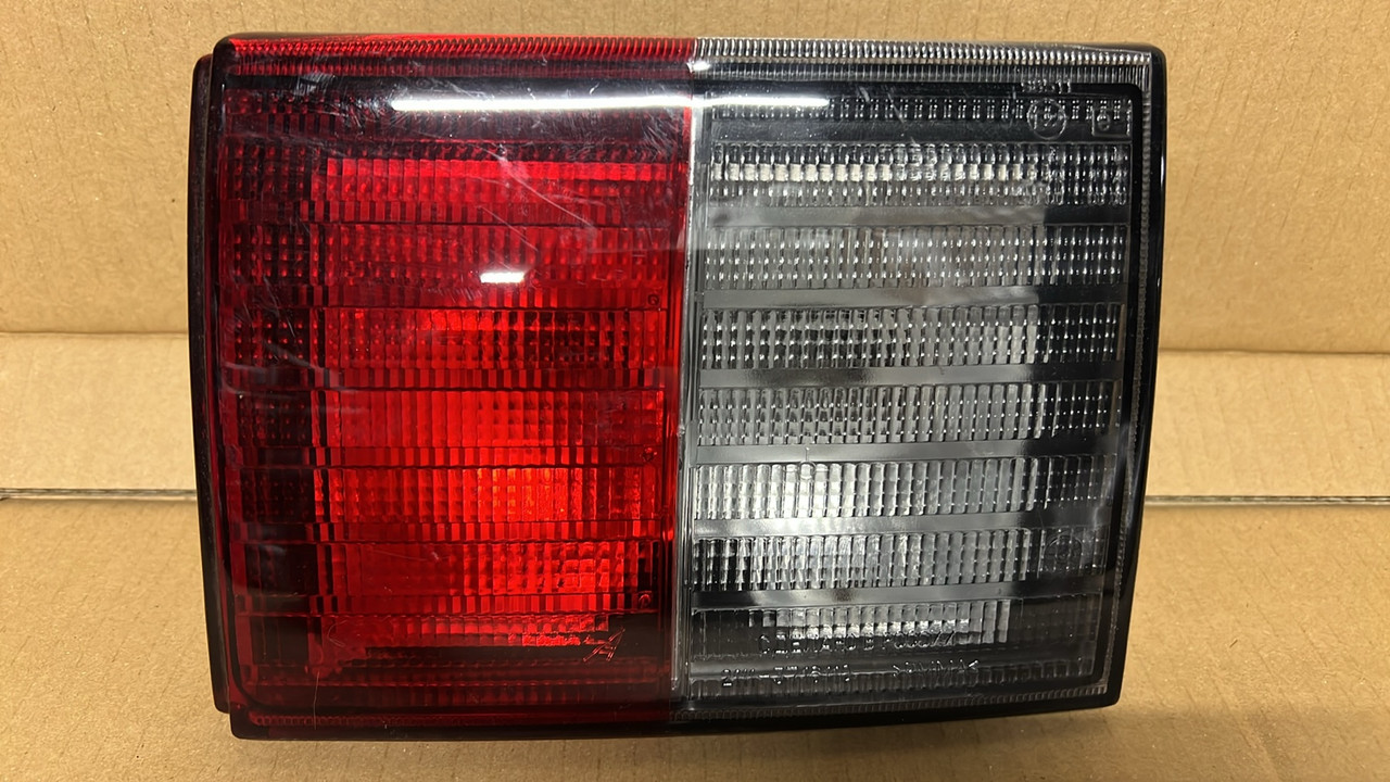 Ліхтар задній 2111 внутрішній правий OEM (без плати), фото 1