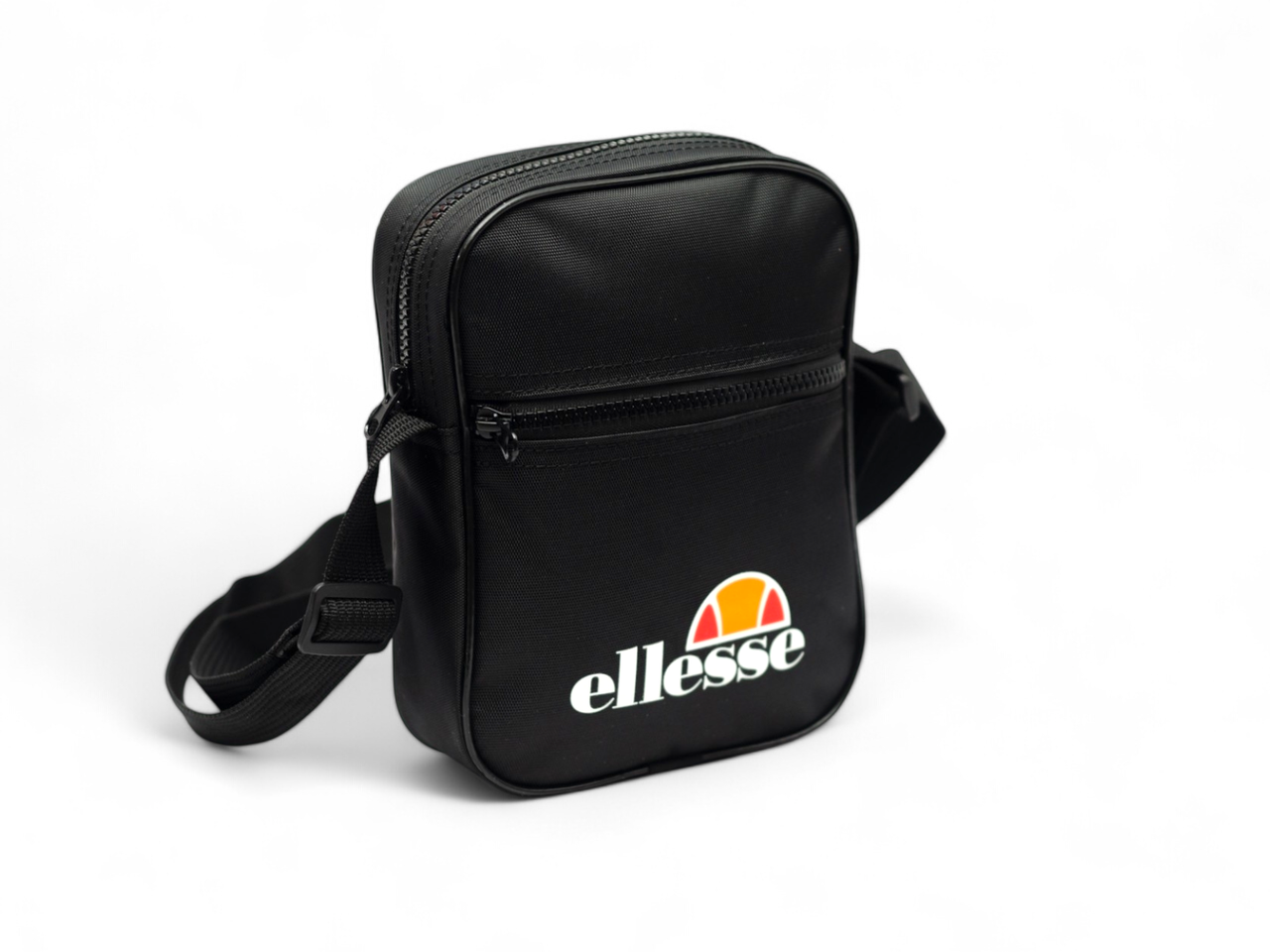 Барсетка сумка ellesse для через плече Смоляни Блискавки Тканина 1000 д Спортивні сумка унісекс ОПТ