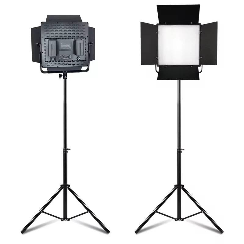 Студійне світло LED 660 Pro на 80 Вт. + штатив 210 см., пульт, чохол - для фото та відео