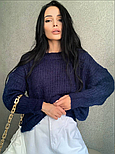 Светр вільного крою з класичним круглим вирізом, фото 6