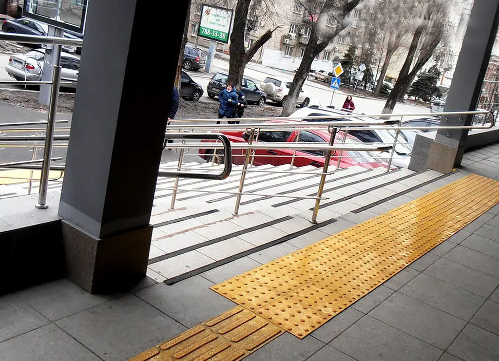 Розділювачі потоку з нержавіючої сталі — виробництво та встановлення у Херсоні та області