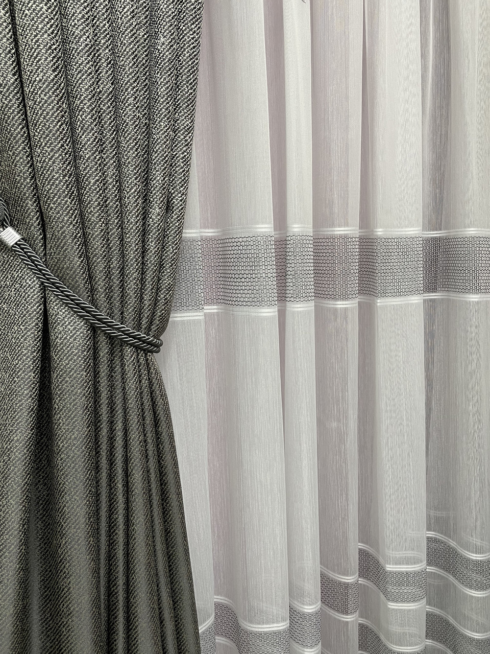 Тюль 2 м х 2.50 м бамбук з сірими смужками мережка, фото 1