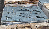 Фасадна плитка плашка із сланцю "Смарагд" дикий камінь для цоколя, фасаду, облицювання будинку, мощення доріжок, фото 3