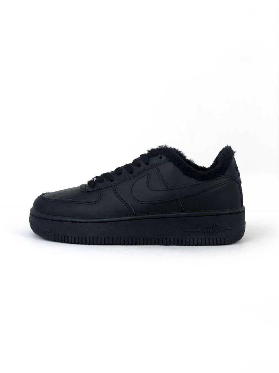 Чоловічі зимові кросівки Nike Air Force 1 Low Black Fur (чорні) низькі спортивні кросівки 7611 Найк vkross