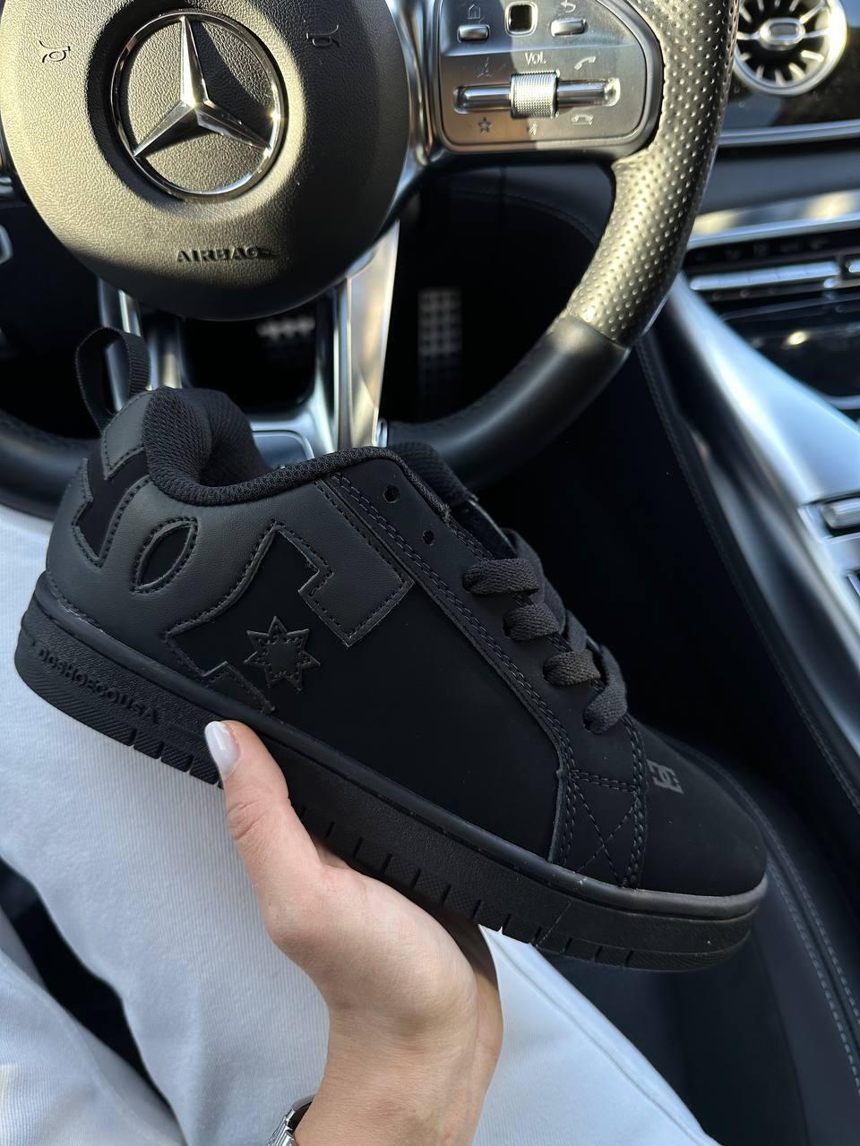 Чоловічі кросівки DC Court Graffik Black (чорні) низькі стильні кросівки DG010 DC vkross
