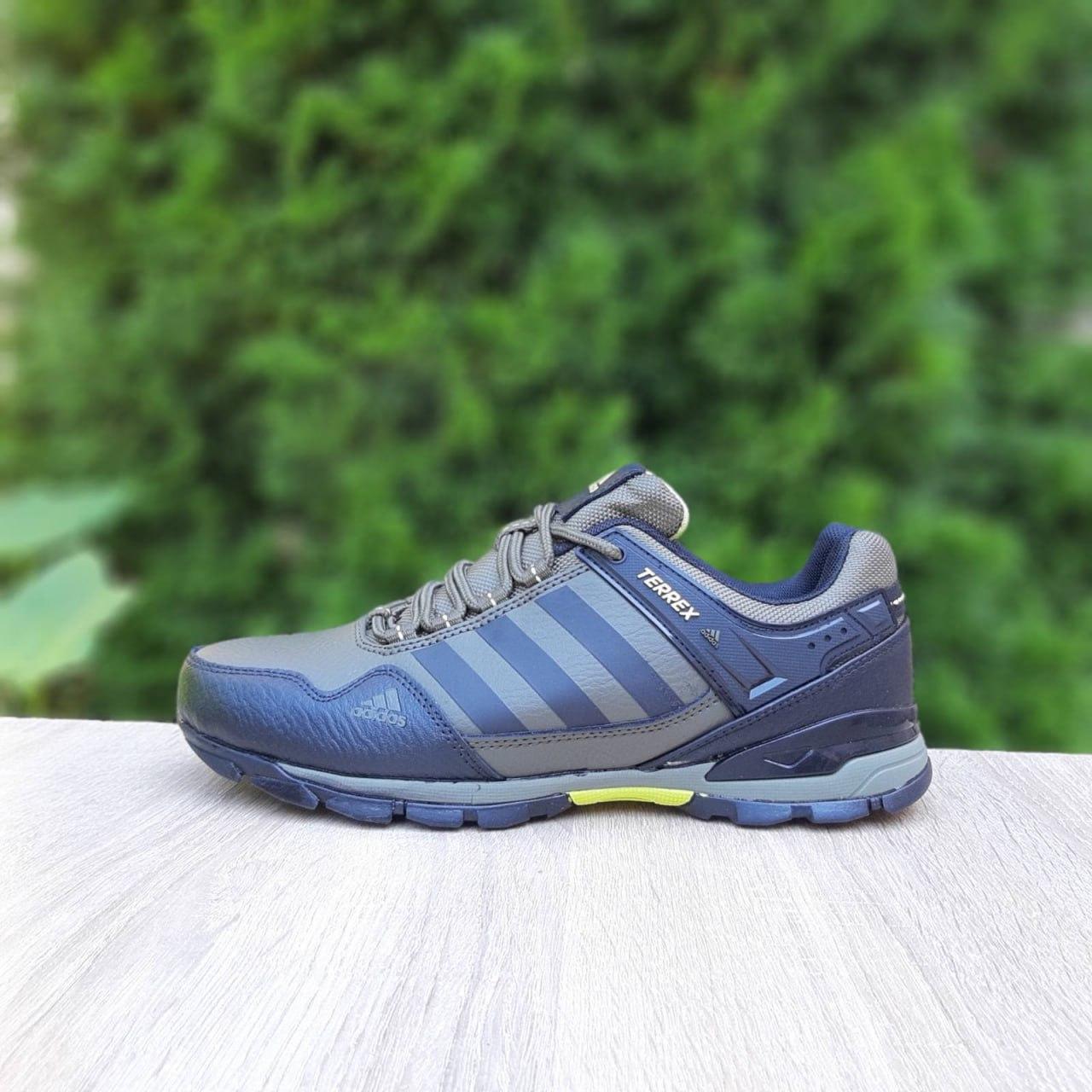 Чоловічі кросівки Adidas Terrex (чорні із зеленим) модні низькі кросівки 11044 Адідас vkross