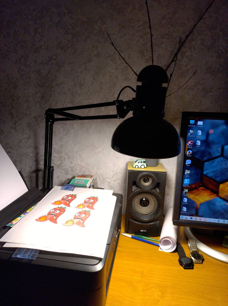 Настільна лампа на струбцині висока з вимикачем на плафоні, Е27, "Антрацит" LOGA - фото покупців 1