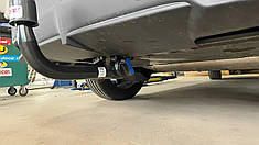 Фаркоп Peugeot 408 II 2022- (Пежо 408) швидкоз'ємний гак на ключах